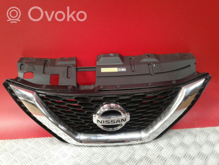 Nissan Qashqai Grille de calandre avant 