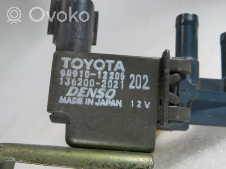 Toyota Corolla E110 Solenoidinis vožtuvas 