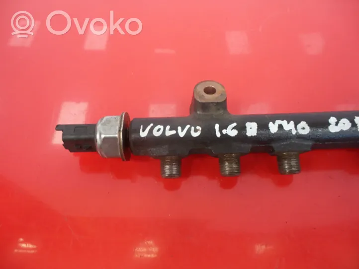 Volvo V40 Cross country Fuel main line pipe 