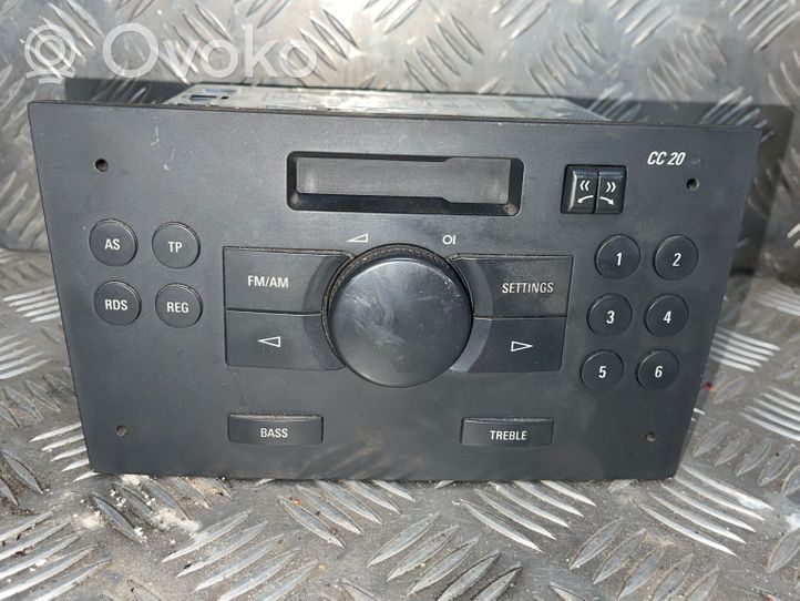 Opel Meriva A Unità principale autoradio/CD/DVD/GPS 7643102311