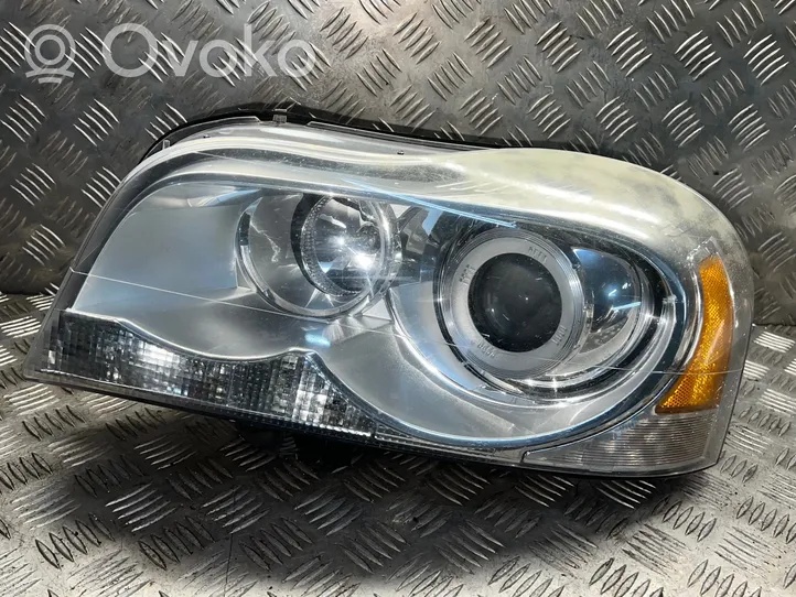 Volvo XC90 Lampa przednia 31290892