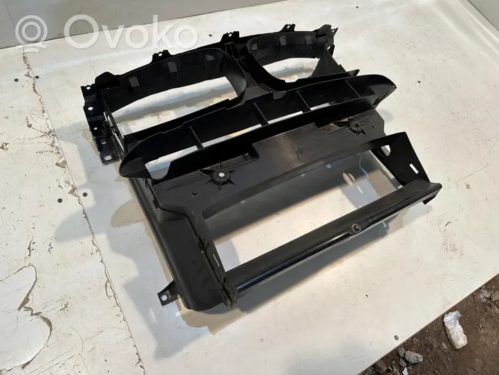 BMW X5M F85 Support de radiateur sur cadre face avant 8056233-07