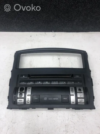 Mitsubishi Pajero Radio/CD/DVD/GPS-pääyksikkö 8002A256XA