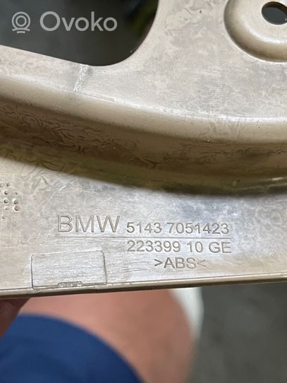 BMW X3 E83 Kita slenkscių/ statramsčių apdailos detalė 22339910