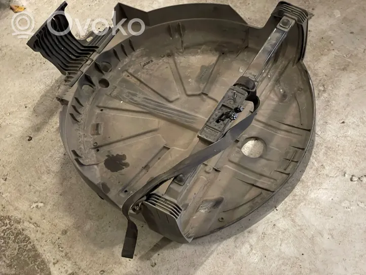 BMW X3 E83 Supporto di montaggio ruota di scorta 3428665