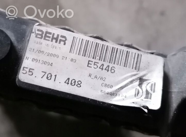 Opel Corsa D Jäähdyttimen lauhdutin 55701408