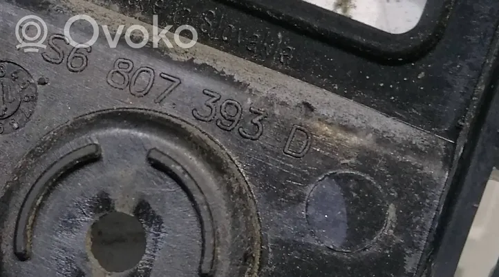 Skoda Citigo Support de pare-chocs arrière 1S6807393D