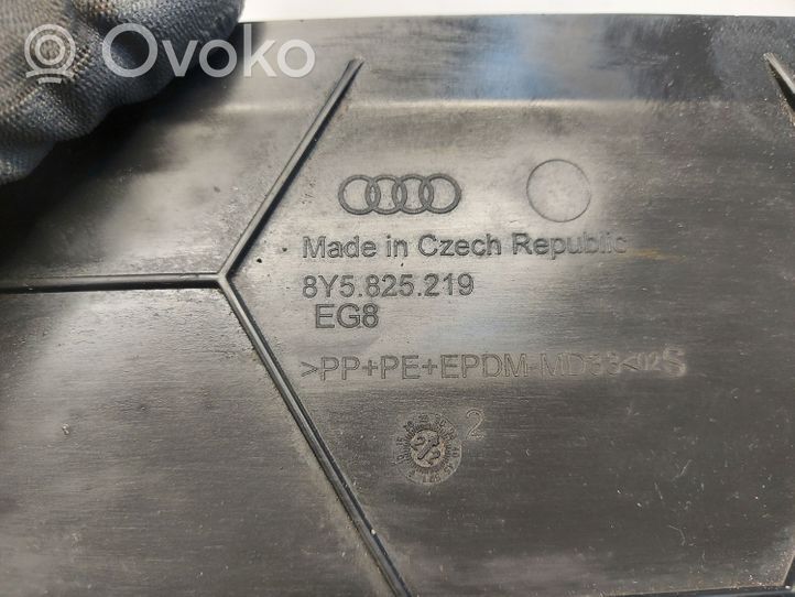 Audi A3 8Y Moottorin alustan välipohjan roiskesuoja 8Y5825219