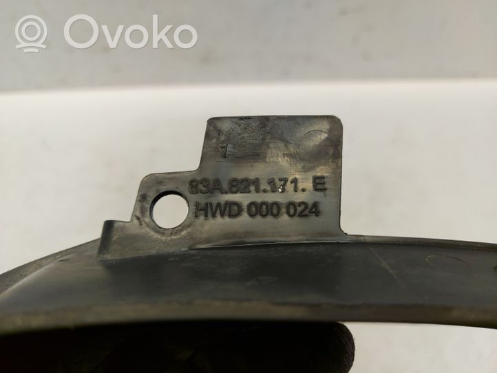 Audi Q3 F3 Rivestimento paraspruzzi passaruota anteriore 83A821171E