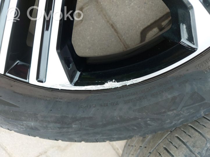 Volvo XC40 Felgi aluminiowe R16 31471556