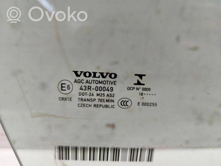 Volvo XC40 Szyba drzwi przednich przednia