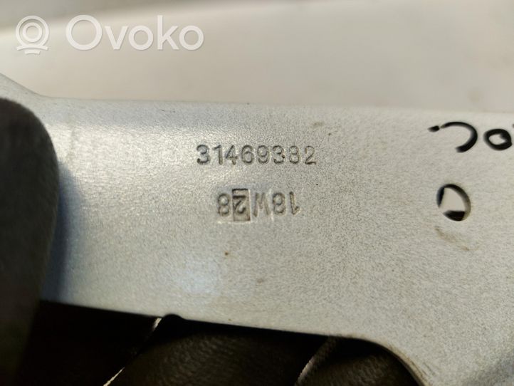 Volvo XC40 Lokasuojan kannake 31469382