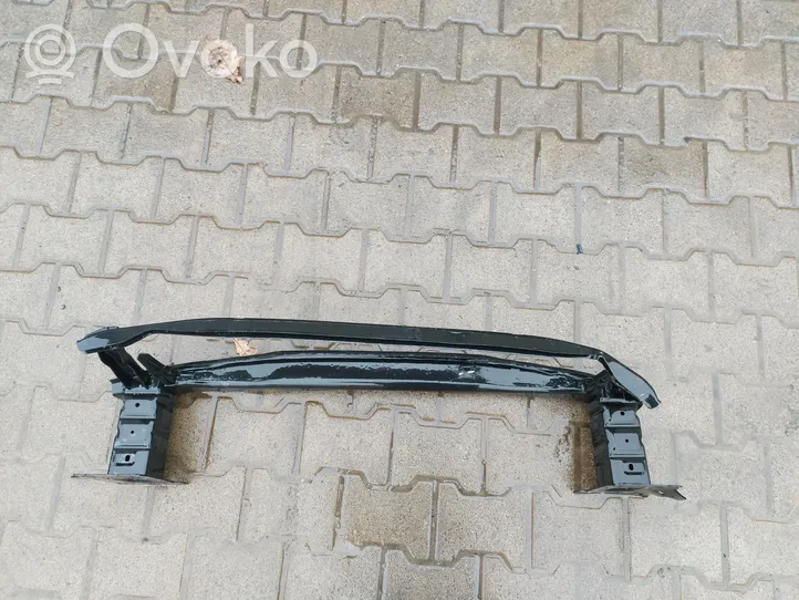 Audi A3 8Y Belka zderzaka przedniego 8Y0807109