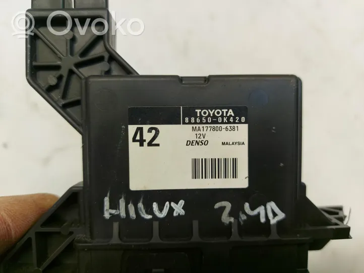 Toyota Hilux (AN120, AN130) Module unité de contrôle climatisation 88650-0k420