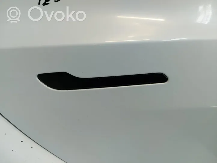 Tesla Model 3 Drzwi tylne 