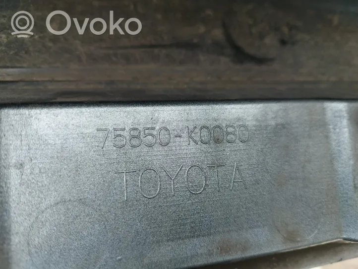 Toyota Yaris XP210 Priekinis slenkstis (kėbulo dalis) 75850-K0080