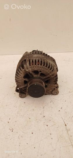 Volkswagen PASSAT B6 Alternator 021903026L