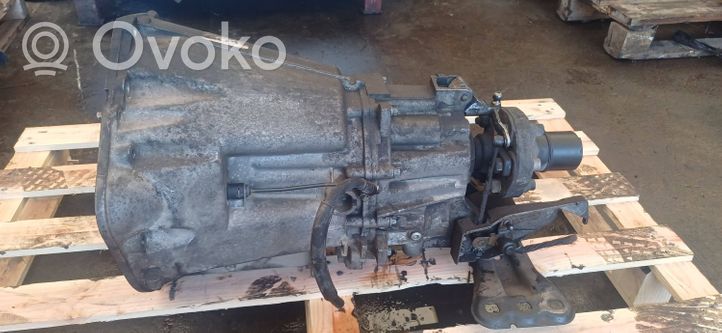 Mercedes-Benz C W203 Mechaninė 5 pavarų dėžė R2032610901