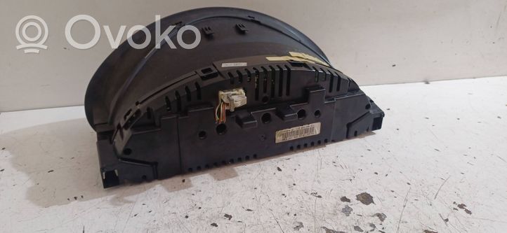 Mercedes-Benz C W203 Tachimetro (quadro strumenti) A2035407547