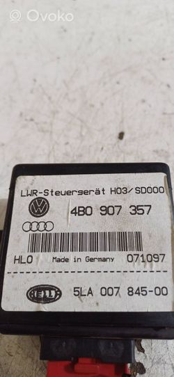 Audi A8 S8 D2 4D Modulo luce LCM 4B0907357