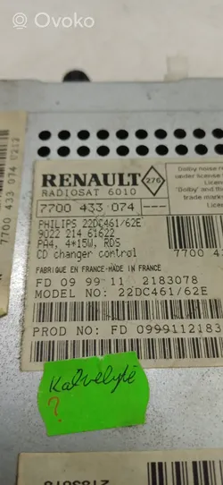 Renault Laguna I Unité principale radio / CD / DVD / GPS 22DC46162E