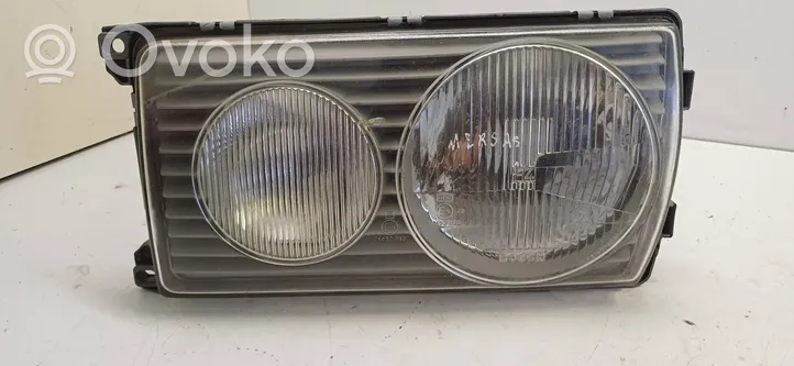 Mercedes-Benz W123 Lampa przednia 1305235050