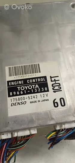 Toyota Corolla E120 E130 Dzinēja vadības bloks 8966113230