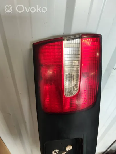 Volvo S40, V40 Lampy tylnej klapy bagażnika 285800