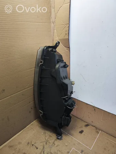 Fiat Punto (188) Lampa przednia 89101050