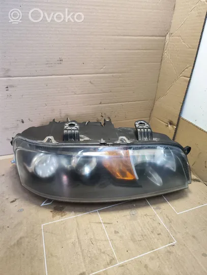 Fiat Punto (188) Lampa przednia 89101050