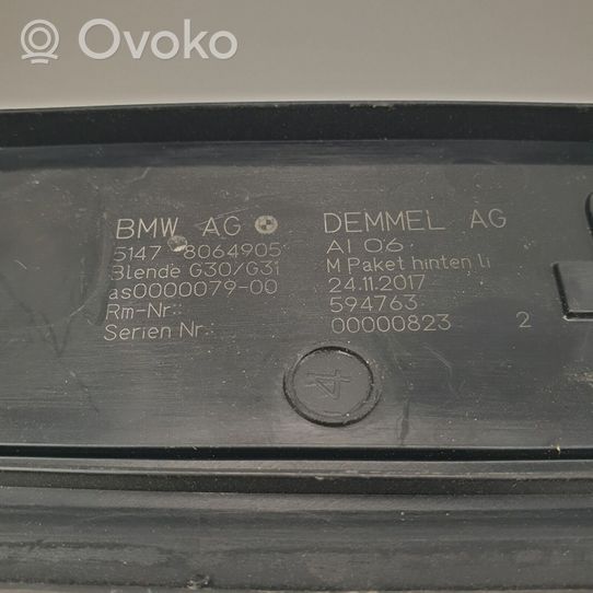 BMW 5 G30 G31 Aizmugurējā sliekšņa dekoratīvā apdare (iekšējā) 8064905