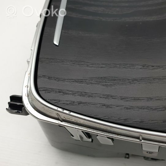 Mercedes-Benz E W213 Vaihteenvalitsimen kehys verhoilu muovia A2136806500