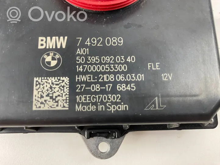BMW 2 F22 F23 LED-liitäntälaitteen ohjausmoduuli 7492089