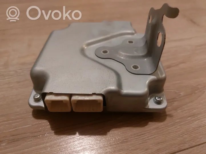 Toyota Auris 150 Module de contrôle de batterie 8989247020