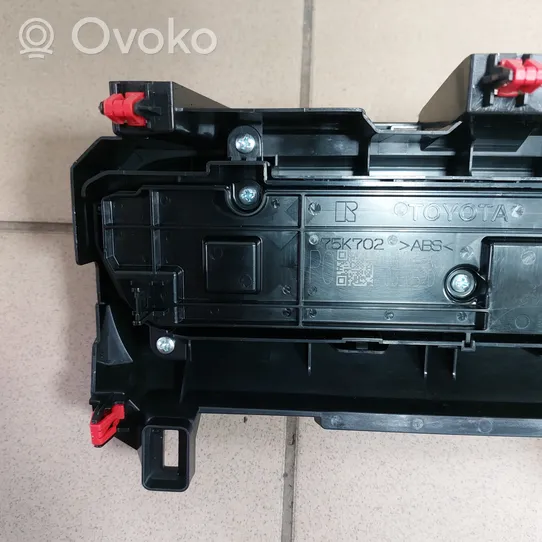 Toyota Yaris XP210 Ilmastoinnin ohjainlaite 559000DN00