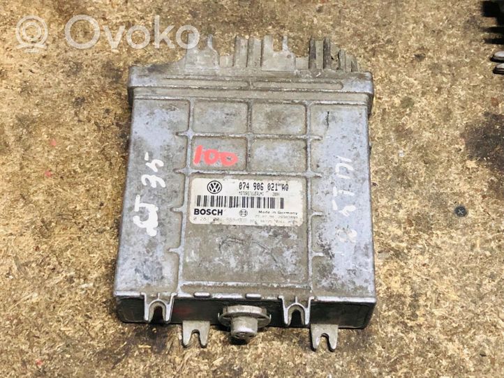 Volkswagen II LT Komputer / Sterownik ECU silnika 074906021AQ