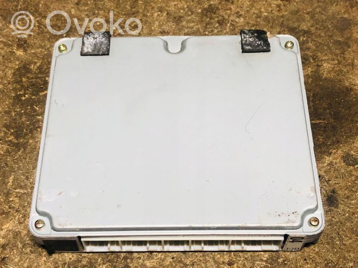 Lexus IS IV XE40 Unité de commande, module ECU de moteur 89661-53040