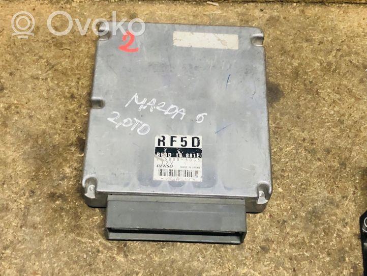 Mazda 6 Centralina/modulo motore ECU RF5D18881E