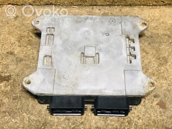 Mazda 5 Centralina/modulo motore ECU L82318881B