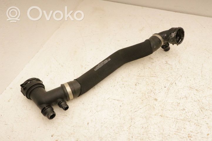 Mercedes-Benz G W463 Engine coolant pipe/hose A4635013400