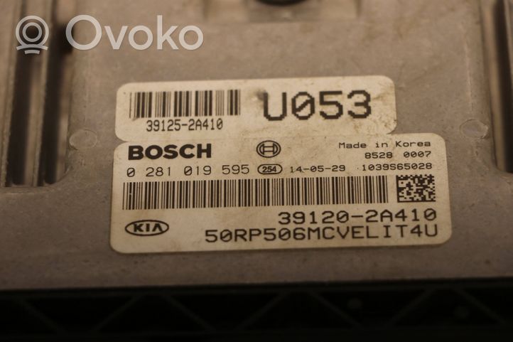 KIA Carens III Sterownik / Moduł ECU 0281019595