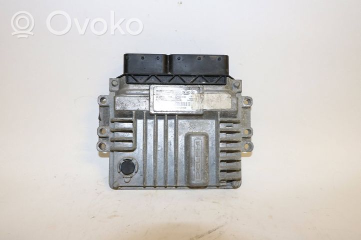 KIA Venga Variklio valdymo blokas 39130-2A300