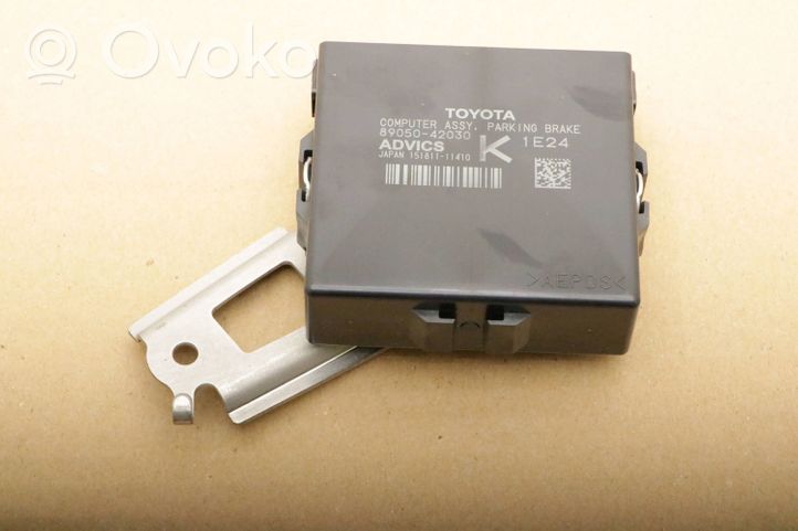 Toyota RAV 4 (XA50) Module de commande de frein à main 89050-42030