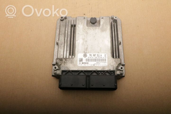 Volkswagen Touareg II Calculateur moteur ECU 0281032817