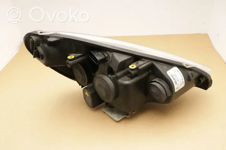 Ford S-MAX Lampa przednia 1ZS009250-41