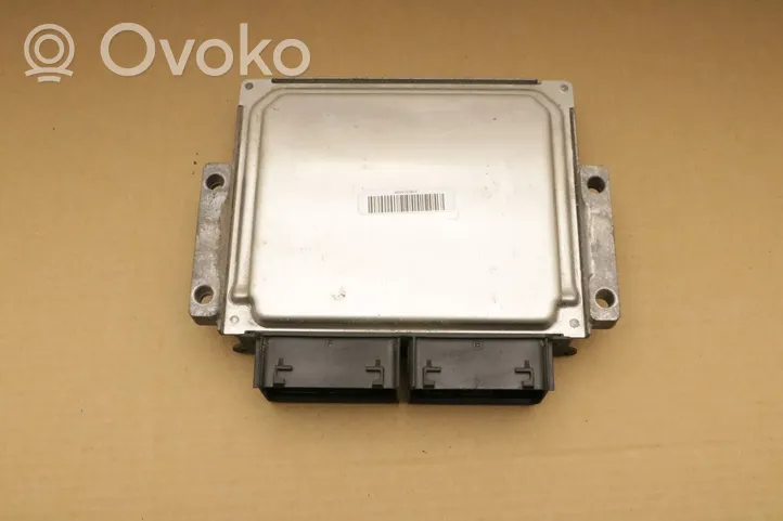 Ford Kuga II Sterownik / Moduł ECU DS71-12B684-XC