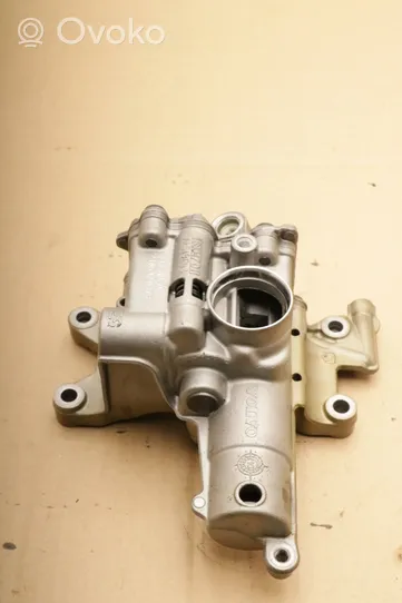 Volvo V70 Oil pump 31330979