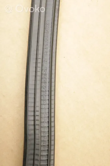 Audi Q7 4M Front door glass trim molding 4M0837479