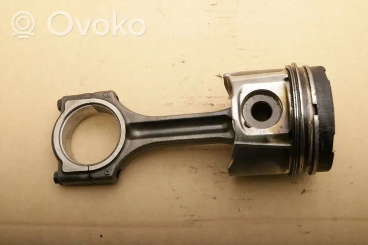 Renault Master II Piston with connecting rod 1295