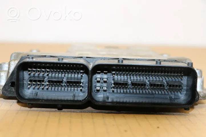 Volkswagen Tiguan Sterownik / Moduł ECU 0261201886